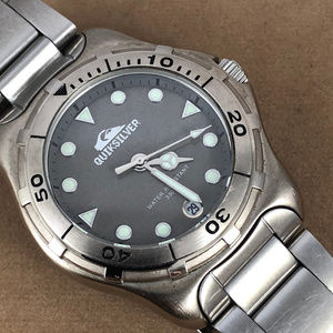 quicksilver surf watch